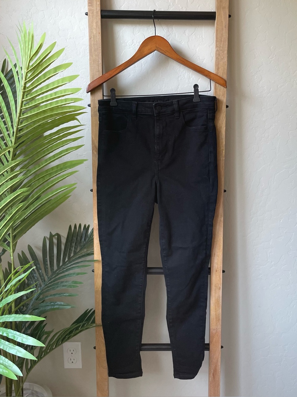 American Eagle Outfitters Black Skinny Jeans
